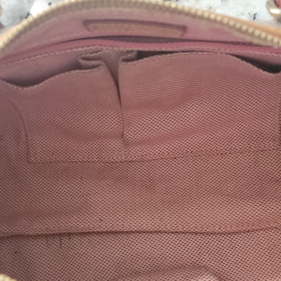 Dooney and Bourke purse - Picture 5 of 5